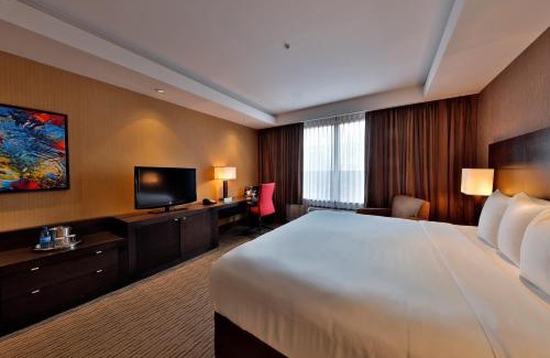 Southeast Edmonton Hotel | Edmonton Hotel & Convention Center Edmonton