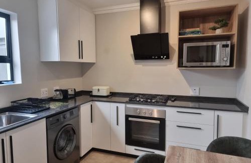 Waterkloof Apartamento | Edward Suites, Apartment 1