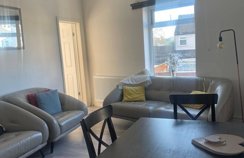 Selhurst Apartamento | EEJs Modern 3 bed apartment - near station to Central London