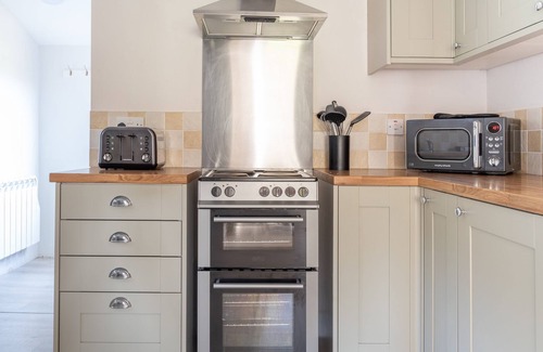 Ambleside Cabaña | Eel House Cottage - sleeps 4 guests in 2 bedrooms