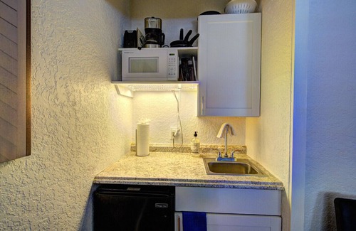 Hendricks and Venice Isles Casa | Efficiency 3 on water las olas/beach free kayaks.