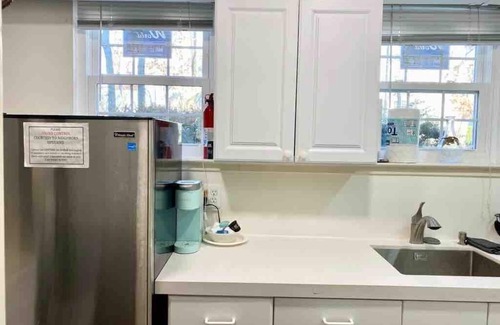 Reston Apartamento | Efficiency Bright BSMNT APT- DC 20m IAD-10m Metro