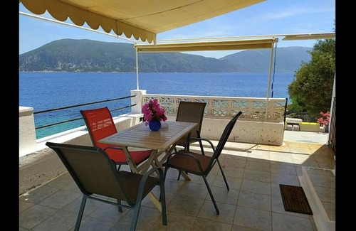 Matsoukata Casa | Efis Cottage by the Sea Fiskardo