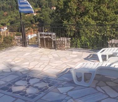 Toriza Casa | Efterpi's Tower House! εύ τέρπω she who brings joy