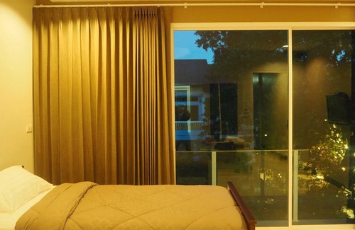 Huay Kaew Casa | Egg Colony