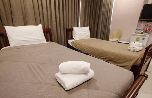 Huay Kaew Casa | Egg Colony