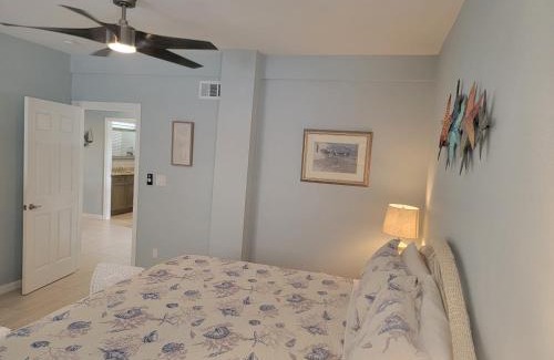 Bonita Springs Apartamento | Egret - 1st Floor Freshly Updated Kit W&D 3 Miles to Beach