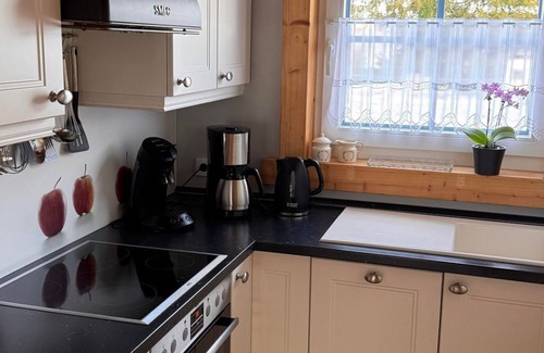 Hillesheim Casa | EifelChalet Niederehe - 4-bed vacation home EifelChalet, 2 bedrooms