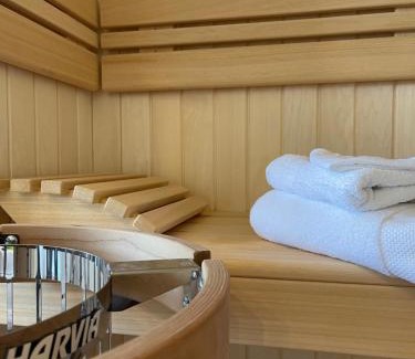 Loogh Apartamento | Eifelsuiten - Suiten mit Sauna, Kamin und Balkon in der Vulkaneifel - Kerpen Loogh