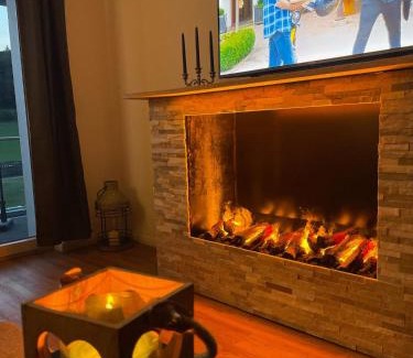 Loogh Apartamento | Eifelsuiten - Suiten mit Sauna, Kamin und Balkon in der Vulkaneifel - Kerpen Loogh