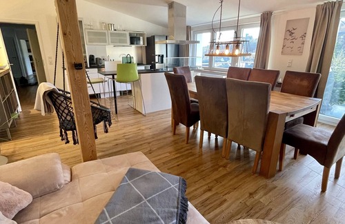 Loogh Apartamento | Eifelsuiten: Traum Penthouse in Idyllischer Naturlage