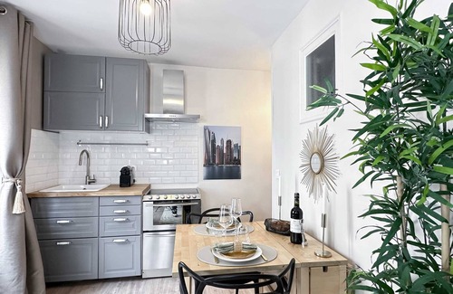 Passy Apartamento | Eiffel Tower: Unique Parisian Duplex