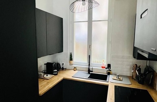 Faubourg Saint-Germain Apartamento | Eiffel Tower! Very chic 2 bedrooms, Rue Cler