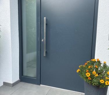 Hasenbergl-Lerchenau Ost Apartamento | Eigene Souterrain Keller Wohnung nähe Olympiapark