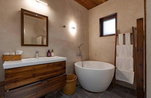 Hangzhou Casa | Eight Blessings Inn