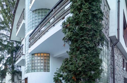 Kvartal Noviya Grad Casa | Eight Rooms Bansko