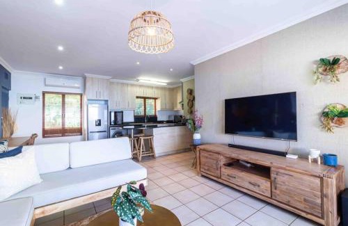 Shaka's Rock Apartamento | Eighteen Siesta -Family only