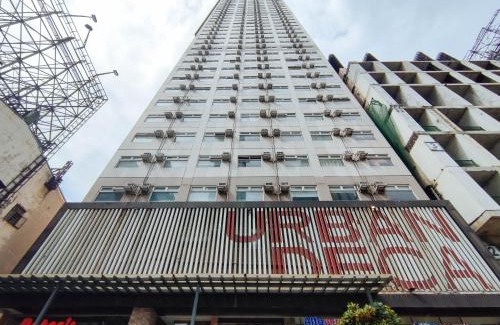 Highway Hills Hotel | Eimy's Place at Urban Deca Mandaluyong by RedDoorz