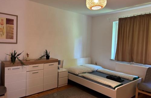 Neumuhlen-Dietrichsdorf Casa | Ein schönes Zimmer in Kiel