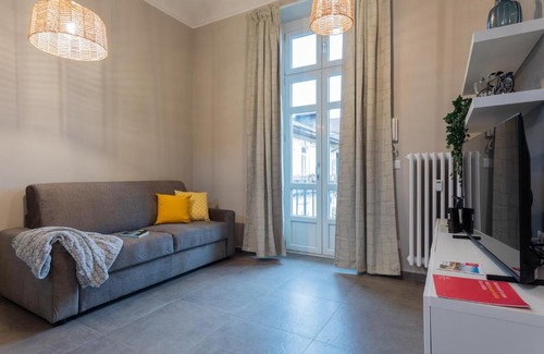 Vanchiglia Apartamento | Einaudi Apartment by Wonderful Italy