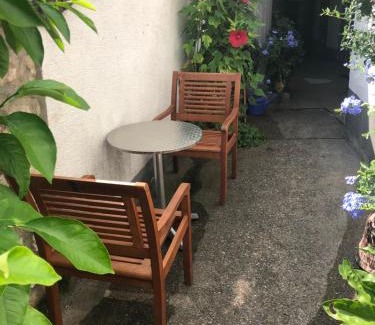 Frankweiler Apartamento | einfache Monteurwohnung mit WLAN und Sat Tv, Netflix