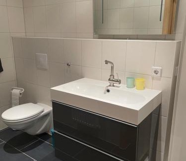 Aue Apartamento | Einraum Ferienwohnung im Zentrum
