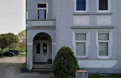 Neumuenster Apartamento | Einzelzimmer mit Gemeinschaftsräumen in Neumünster