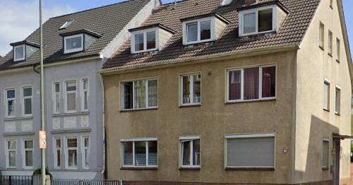 Neumuenster Apartamento | Einzelzimmer mit Gemeinschaftsräumen in Neumünster