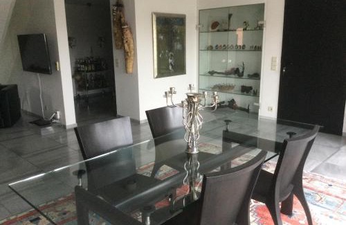 Altstadt - Sankt Sebald Apartamento | Einzigartige Penthauswohnung