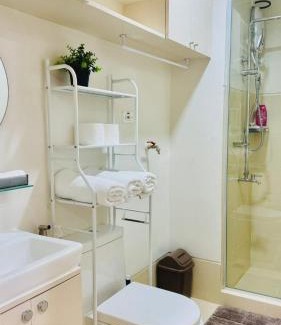 Jaro Apartamento | Eira Nest Cozy Stay Near SMCity Mall