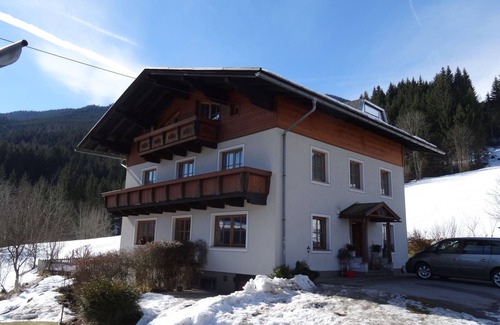 Huettau Apartamento | Eisenhut by Interhome