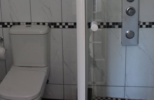 Ondangwa Cabina | Ekamuti Town lodge