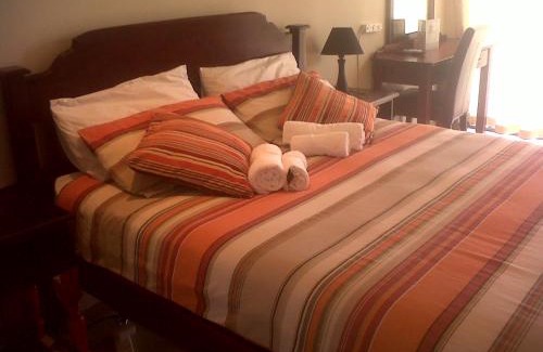Pietermaritzburg Cama Y Desayuno | Ekhaya Lodge