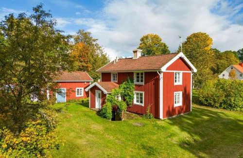 Rorvik Casa | Ekhult Lake Rusken - 2 cottages - fantastic nature