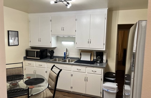 Wauwatosa Casa | EKO Stay - Your Home Away From Home
