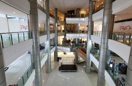 Bangi Sentral Apartamento | Eko Studio@EVO SOHO BANGI with NETFLIX & WIFI