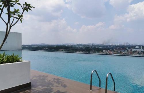 Bangi Sentral Apartamento | Eko Studio@EVO SOHO BANGI with NETFLIX & WIFI
