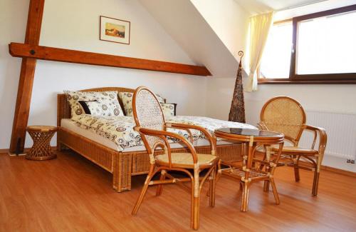 Lhenice Casa | Ekofarma Horní Chrášťany