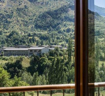 Sallent de Gállego Apartamento | El Balcón Familiar del Pacino