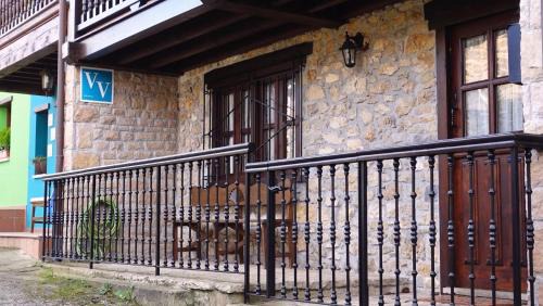 Vallobal Casa | El Balcon del Horreo