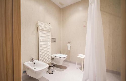 Nueva Milla de Oro Hotel | El Campanario del Paraíso