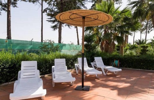 Antequera Cabaña | Alojamiento rural para 9 personas con piscina, barbacoa y parque infantil