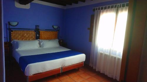 Hervas Casa | El Canchal de la Gallina -Cafetería - Aparcamiento gratis - Jacuzzi