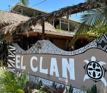 Puerto Viejo de Talamanca Hostal | El Clan Hostel