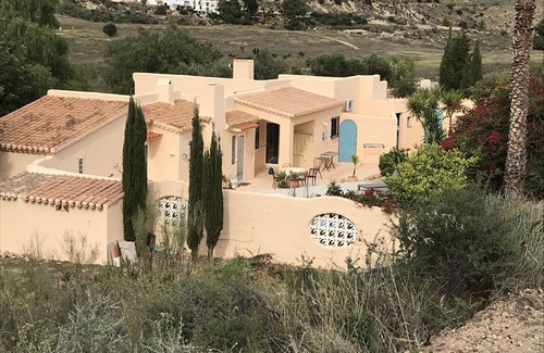El Cortijo Grande Villa | El Cortijo Grande, villa de 3 dormitorios con piscina en una ubicación rural. Magníficas vistas.