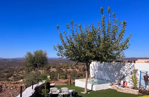 Zalamea la Real Casa | El Coso Lodge & Workation