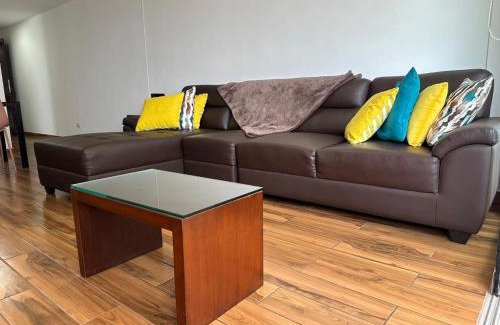 Santiago de Surco Apartamento | El Derby 511 Apart 1 Dorm con Aire Acondicionado