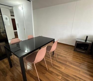 Santiago de Surco Apartamento | El Derby 511 Apart 2 Dorm con Aire Acondicionado