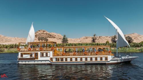 Nile River Luxor Alquiler De Eote | EL Hanim Dahabeeyah