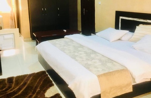 Benin City Hotel | El-Hassani Hotel